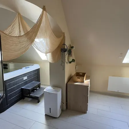 Bulle Romantique Prive Avec Jaccuzi Et Sauna Апартаменты