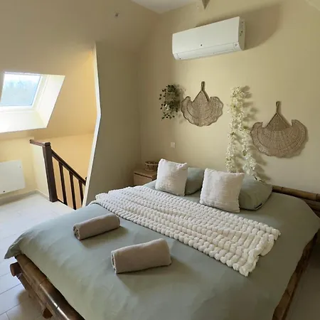 Bulle Romantique Prive Avec Jaccuzi Et Sauna Apartment *