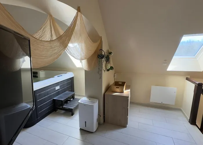 Bulle Romantique Prive Avec Jaccuzi Et Sauna Apartment